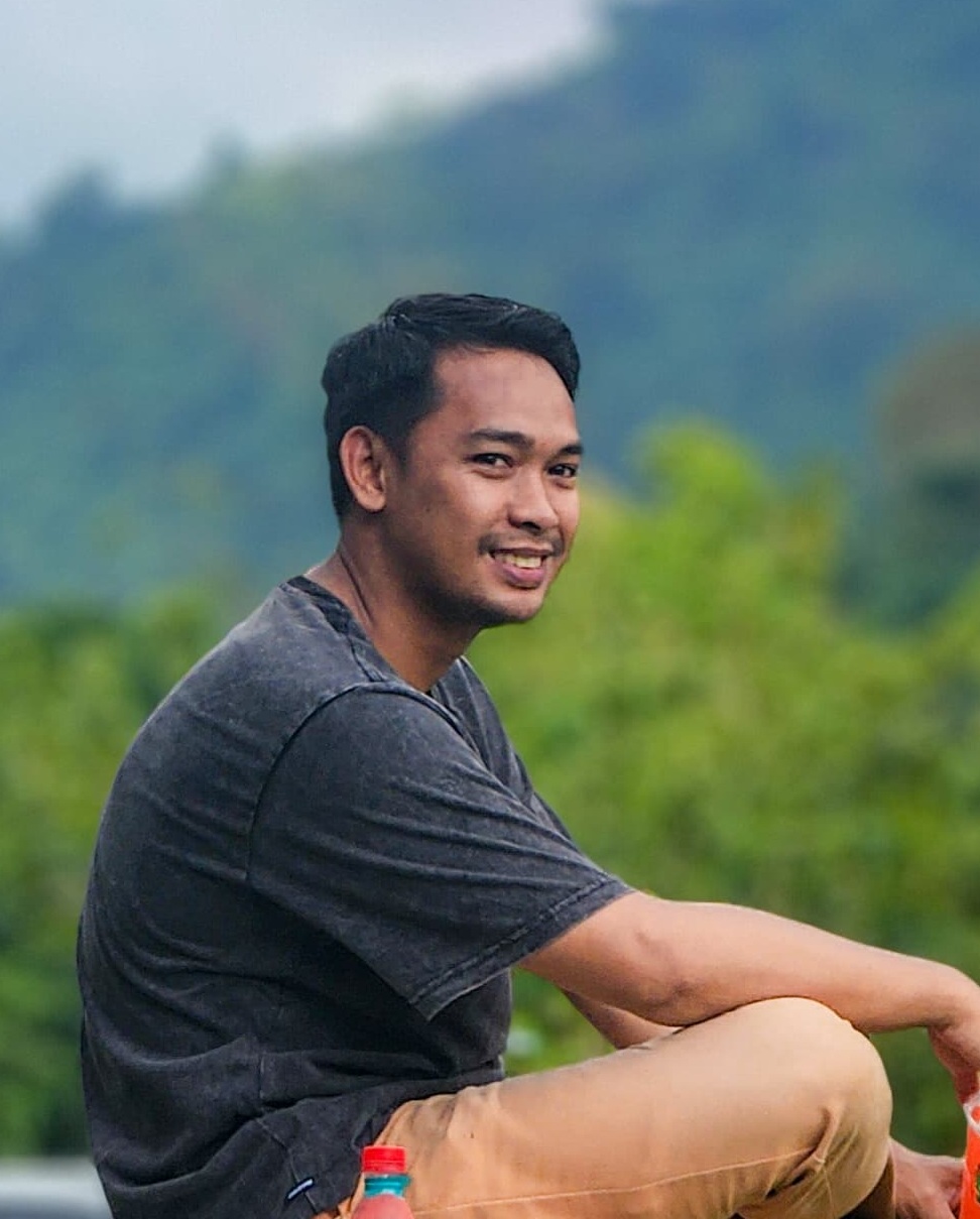 AHMAD HANAFI